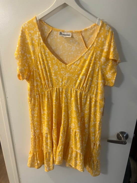 No Boundaries Dresses & Skirts - No Boundaries Yellow Floral V-Neck Tiered Swing Dress - XXL